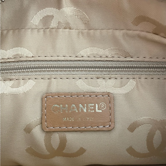 Vintage Chanel Caviar CC Wood Chain Hobo Beige - Picture 7 of 10